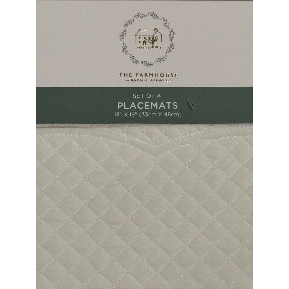 The Farmhouse By Rachel Ashwell 4 White Xmas Quilted Placemats Embroidered Holly